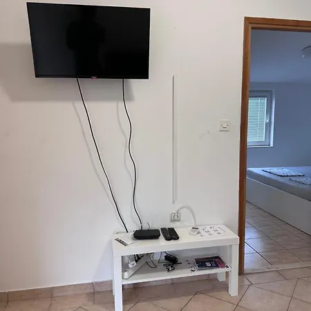Bruno Apartment *
